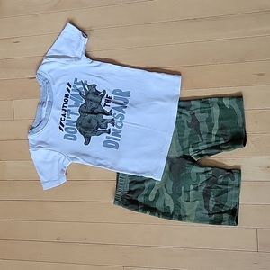 2 for $10 Carter's brand short sleeve and short pyjama set size 6